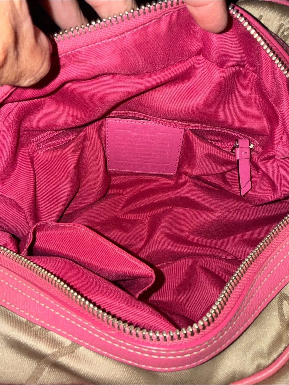 VINTAGE COACH HORSE & CARRIAGE SATCHEL PINK PURSE